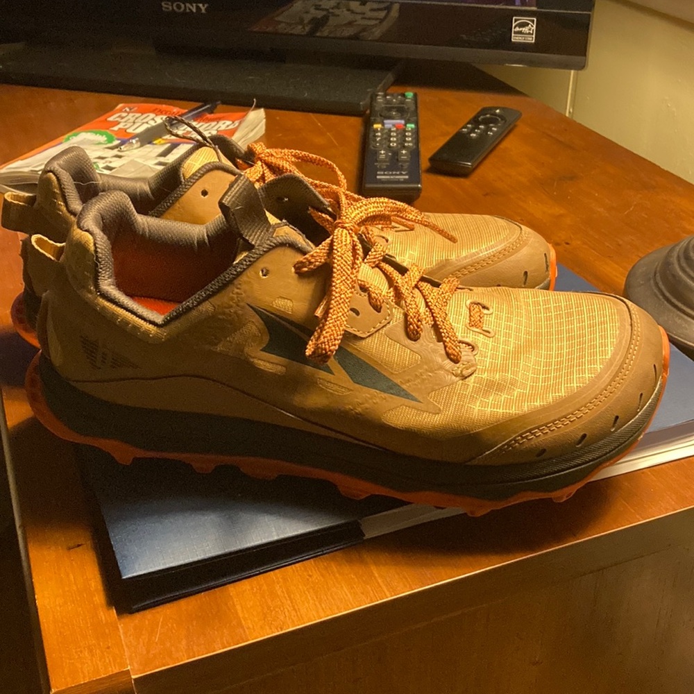 Altra lone peak trail shoes 8.5
